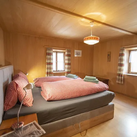 Chasa Capricorn Sent