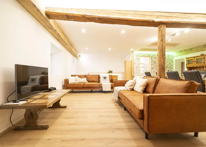 Chasa Capricorn Sent